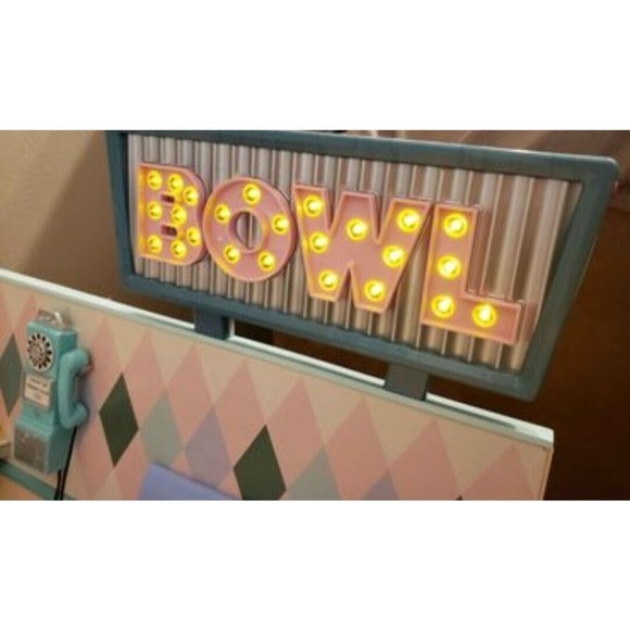 Our Generation Let It Roll - Retro Bowling Alley Set Accessories Included - Picture 2 of 5